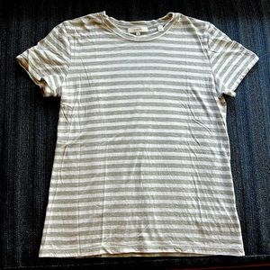 Vince- perfect lightweight striped summer tee